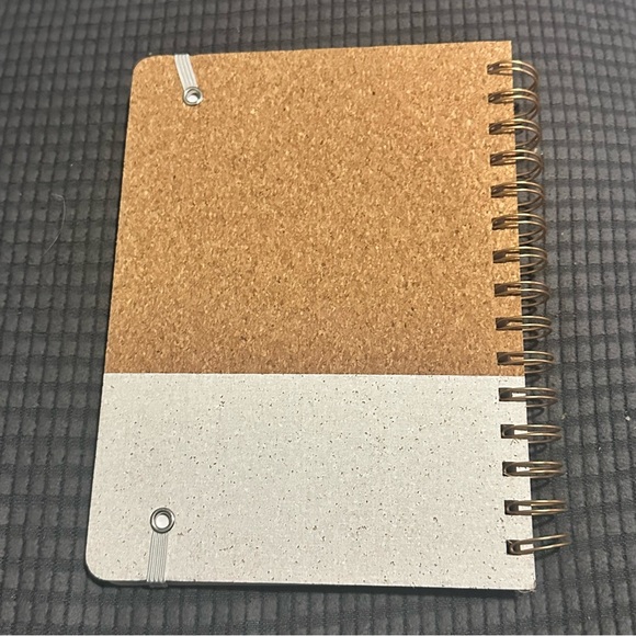 Notebook - Picture 2 of 3